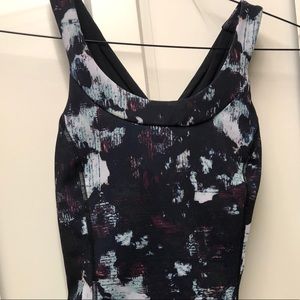 Lululemon Criss Cross Back Straps Tank Athletic